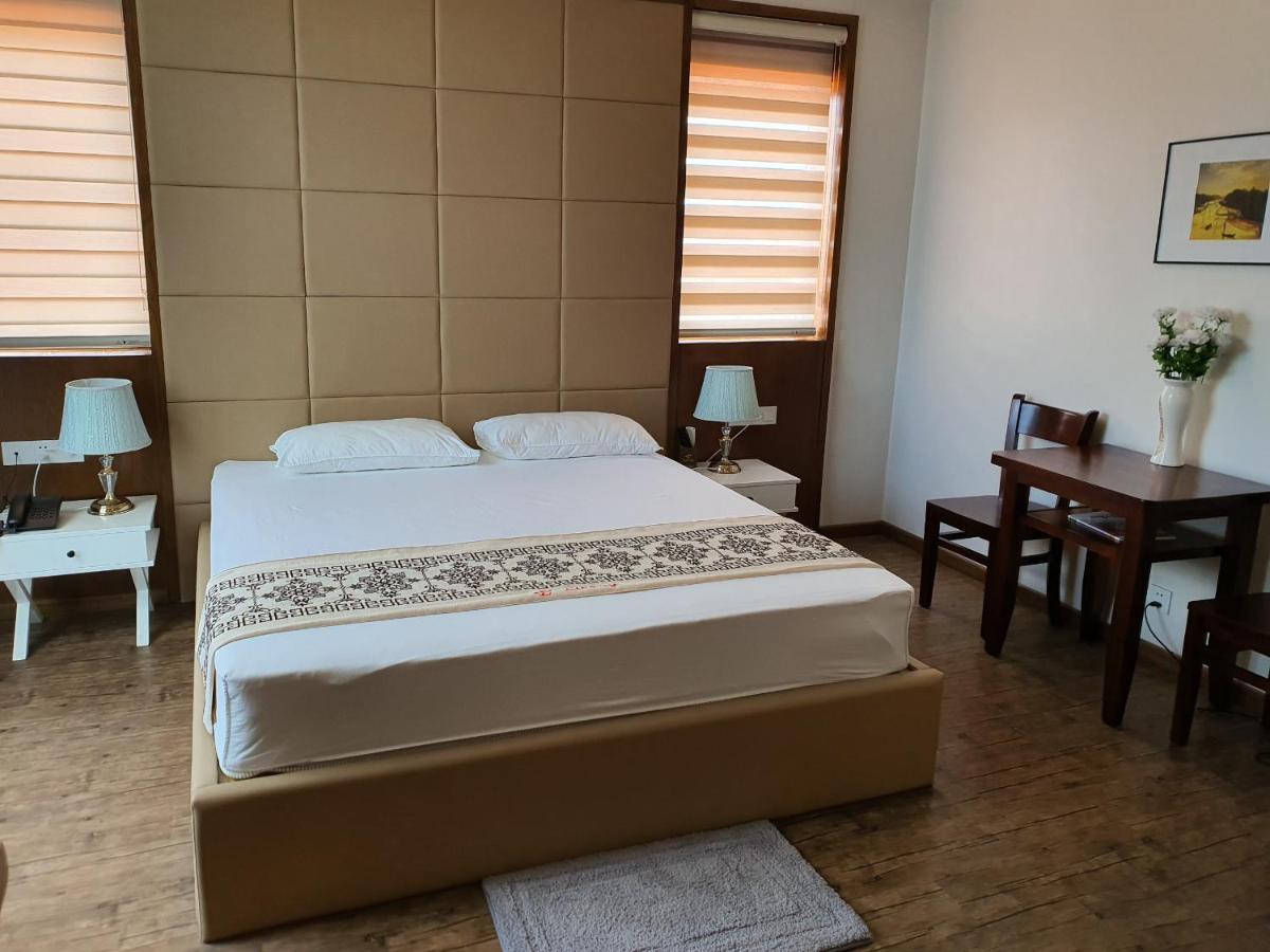 Liberty Hotel Hai Phong Bagian luar foto
